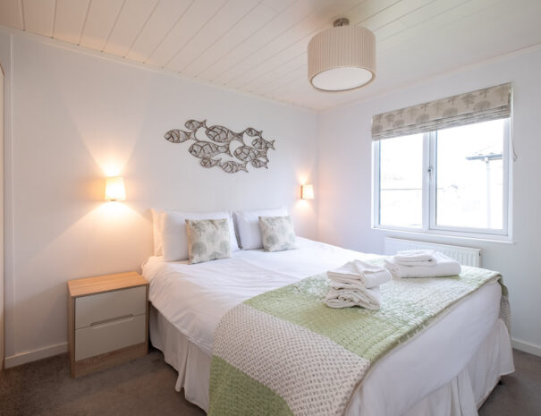 Horizon Lodge - 3 bedroom holiday lodge master bedroom