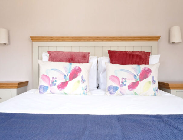 Aldeburgh Lodge - Suffolk Coast Master Bedroom